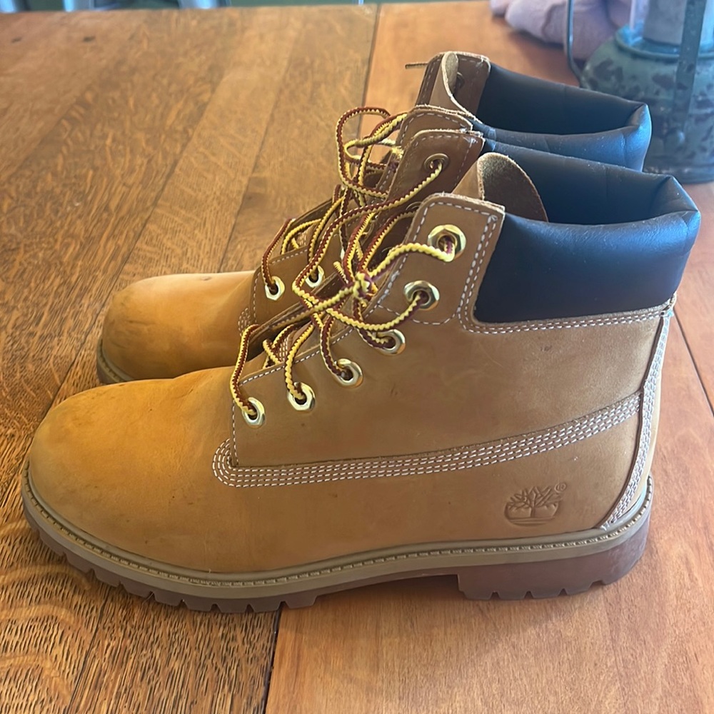 Timberland shoes size 6.5